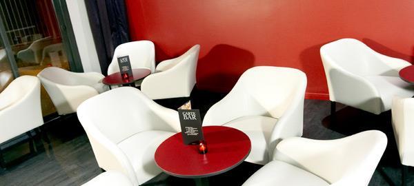 ibis styles versailles saint quentin en yvelines