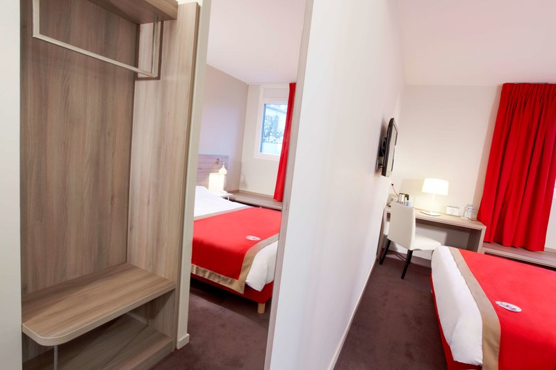 ibis styles versailles saint quentin en yvelines