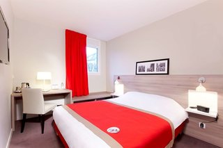 ibis styles versailles saint quentin en yvelines