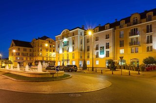 quality suites maisons laffitte paris ouest