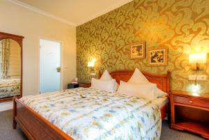 kurparkhotel warnemuende