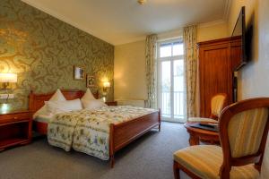 kurparkhotel warnemuende