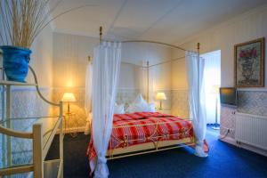 kurparkhotel warnemuende