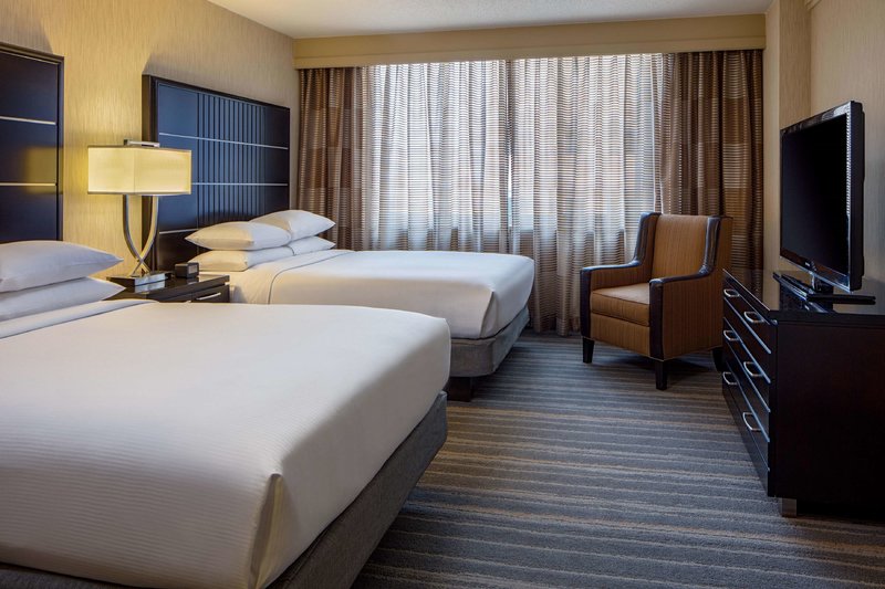 doubletree suites by hilton minneapolis downtown