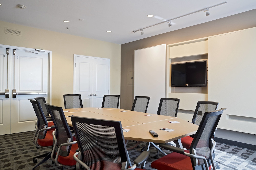 towneplace suites by marriott dodge city