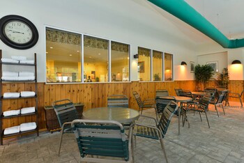 best western plus crossroads inn and suites