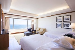 phoenix seagaia ocean tower