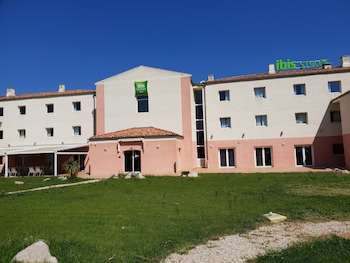ibis styles marseille plan de campagne