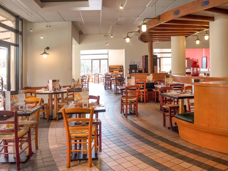 ibis marseille provence aeroport