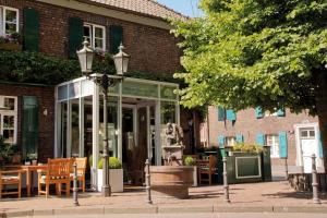 Wellings Romantik Hotel Zur Linde,Dusseldorf>>Duisburg,4 star