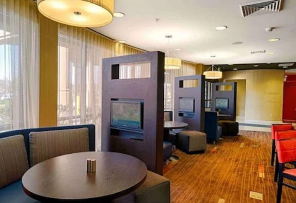 courtyard by marriott salisbury