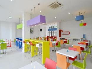 Pop! Hotel Airport Jakarta,Jakarta>>Banten,2 star