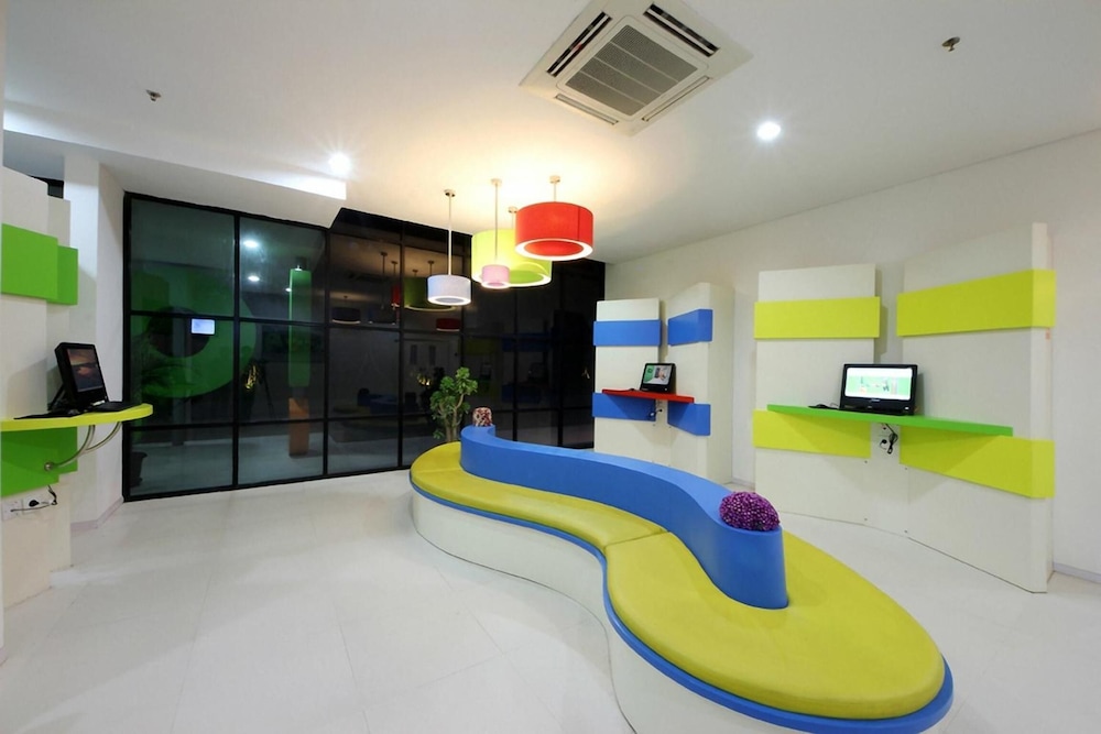 pop hotel airport jakarta