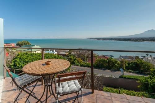 18 on kloof bed and breakfast