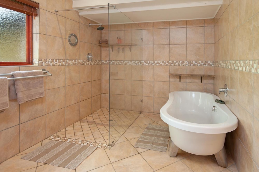 18 on kloof bed and breakfast