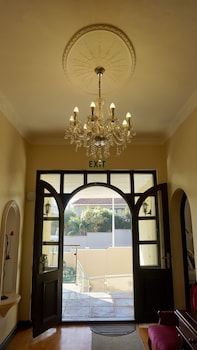 Sundown Manor Guest House,Fresnaye>>Cape Town,4 star