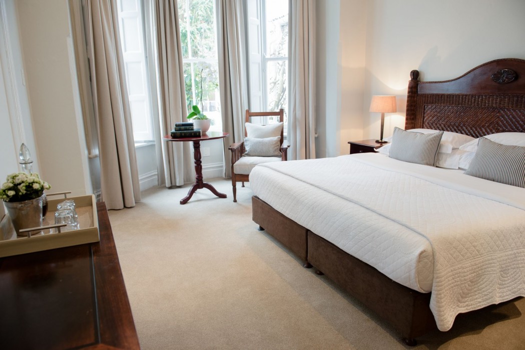 river manor boutique hotel