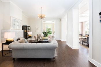 river manor boutique hotel