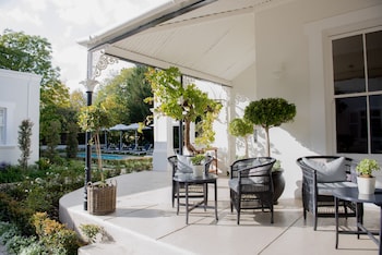 river manor boutique hotel