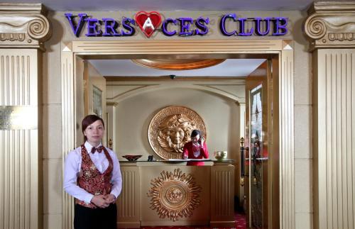 bao son international hotel