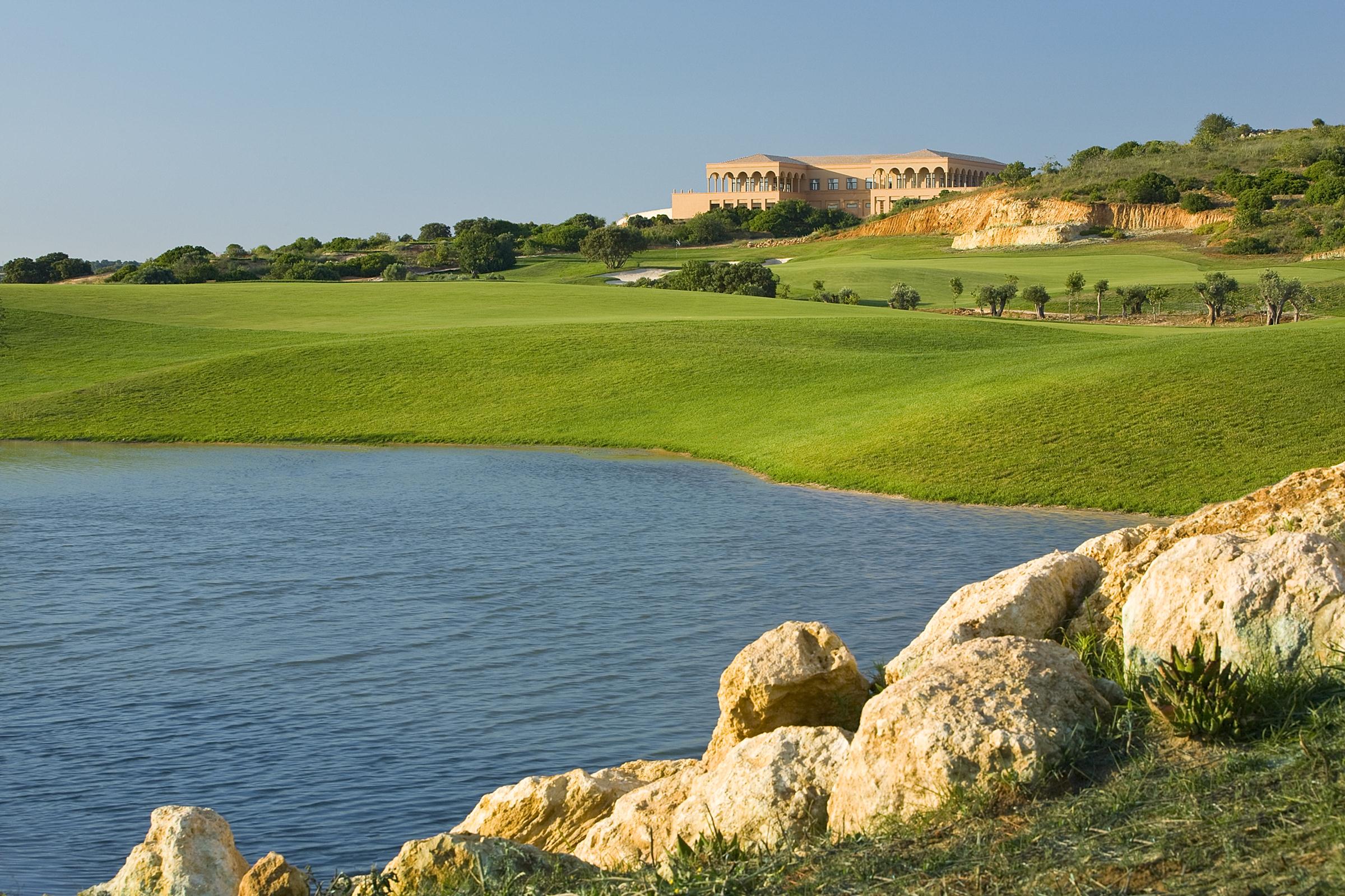 amendoeira golf resort apartments and villas