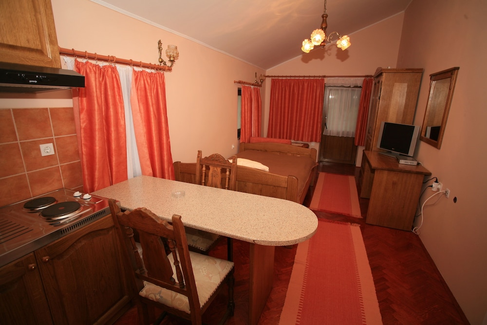 apartments vrata baranje