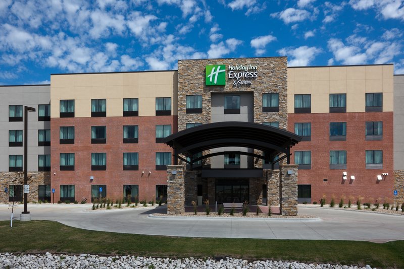 Holiday Inn Express And Suites Fort Dodge