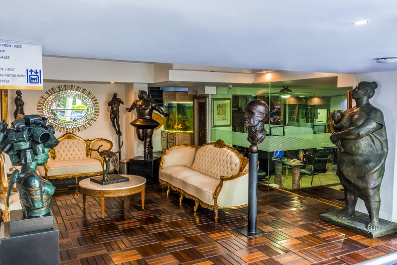 european life style executive suites and gallery