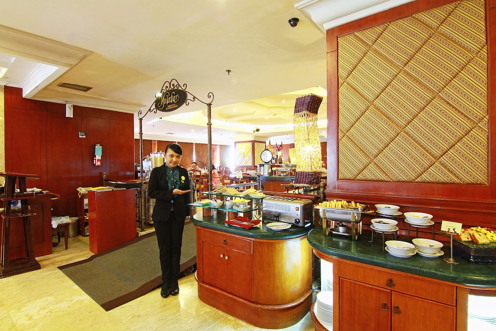 grand arkenso parkview hotel