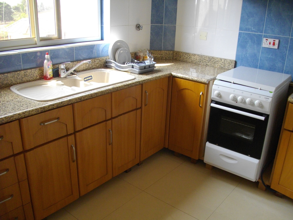 calabash green executive apartments