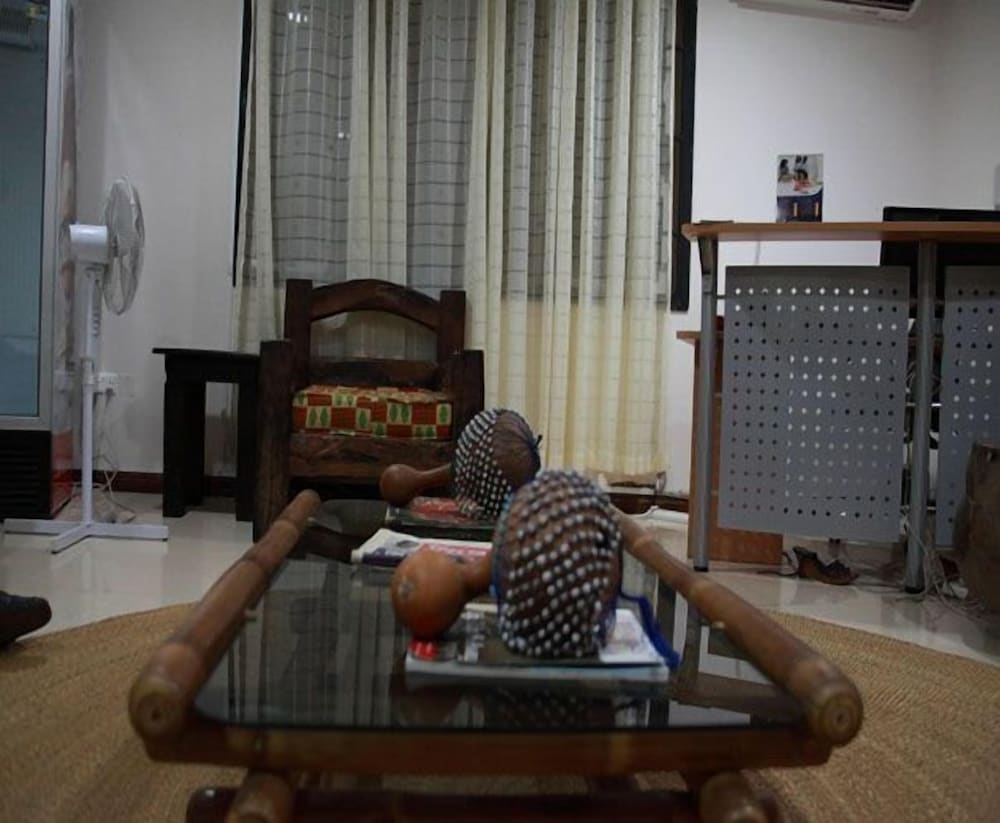 calabash green executive apartments