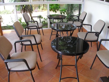 calabash green executive apartments