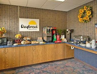 Days Inn By Wyndham Asheville Downtown North,Woodfin>>Asheville,3 star