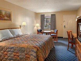 Days Inn By Wyndham Asheville Downtown North,Woodfin>>Asheville,3 star