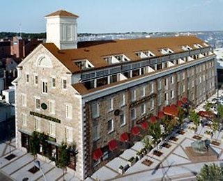 newport bay club and hotel