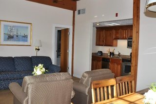 newport bay club and hotel