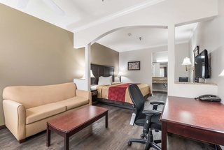 econo lodge inn and suites bryant