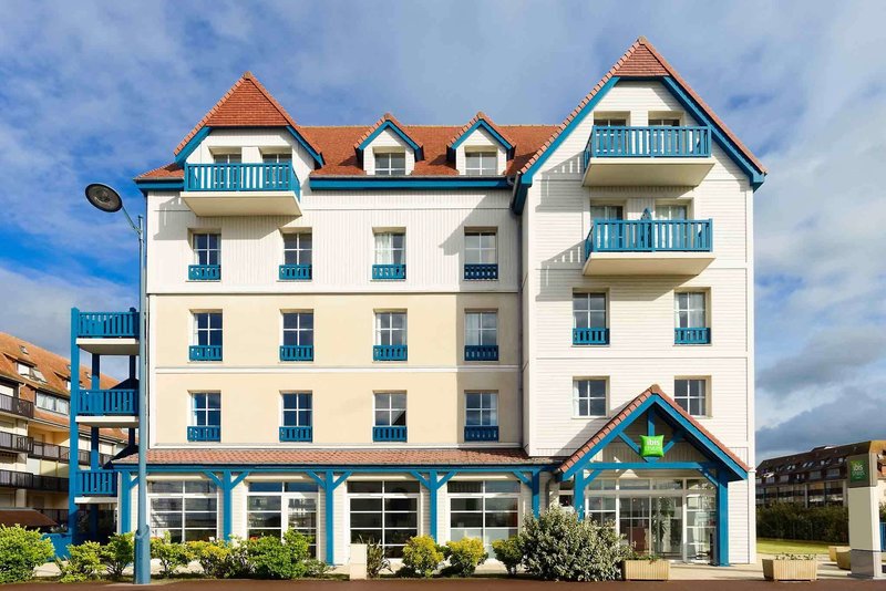 hotel ibis styles deauville villers plage