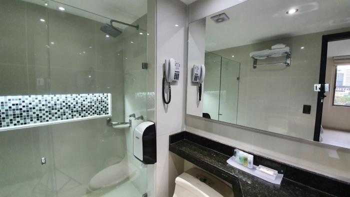 porton medellin hotel