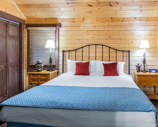 Bluegreen Shenandoah Crossing, Ascend Resort Collection,Gordonsville>>Charlottesville,3 star