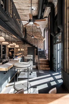 greguar hotel and apartments