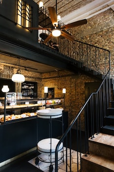 greguar hotel and apartments