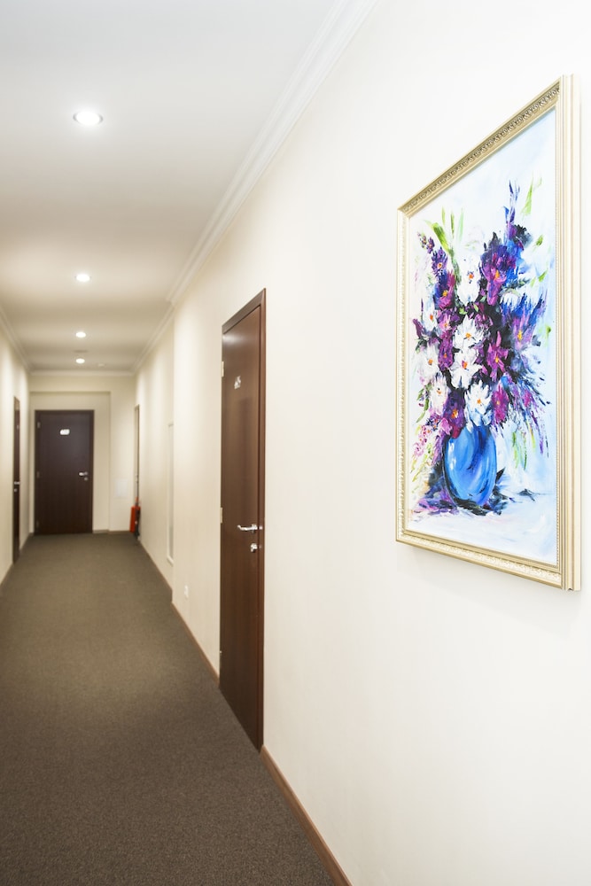 greguar hotel and apartments