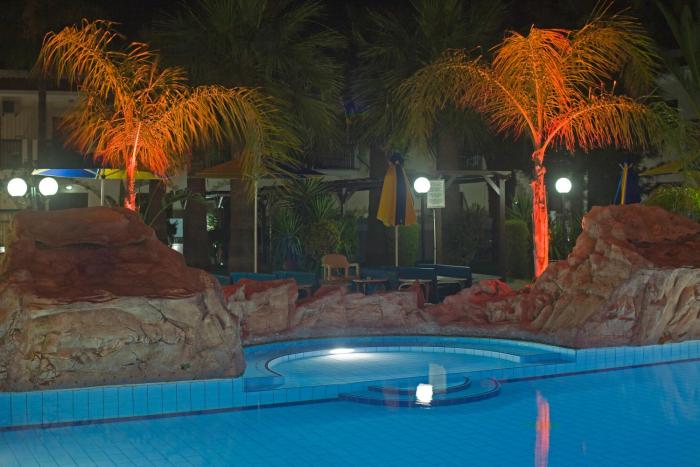 loutsiana hotel apts