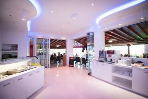 loutsiana hotel apts