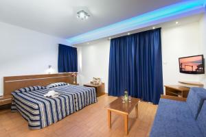 loutsiana hotel apts