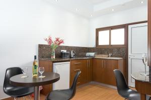 loutsiana hotel apts