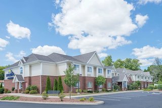 Microtel Inn & Suites By Wyndham Chili/Rochester Airport,Gates>>Chili Center,2 star
