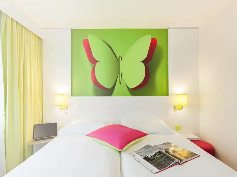 ibis styles bordeaux st medard hotel