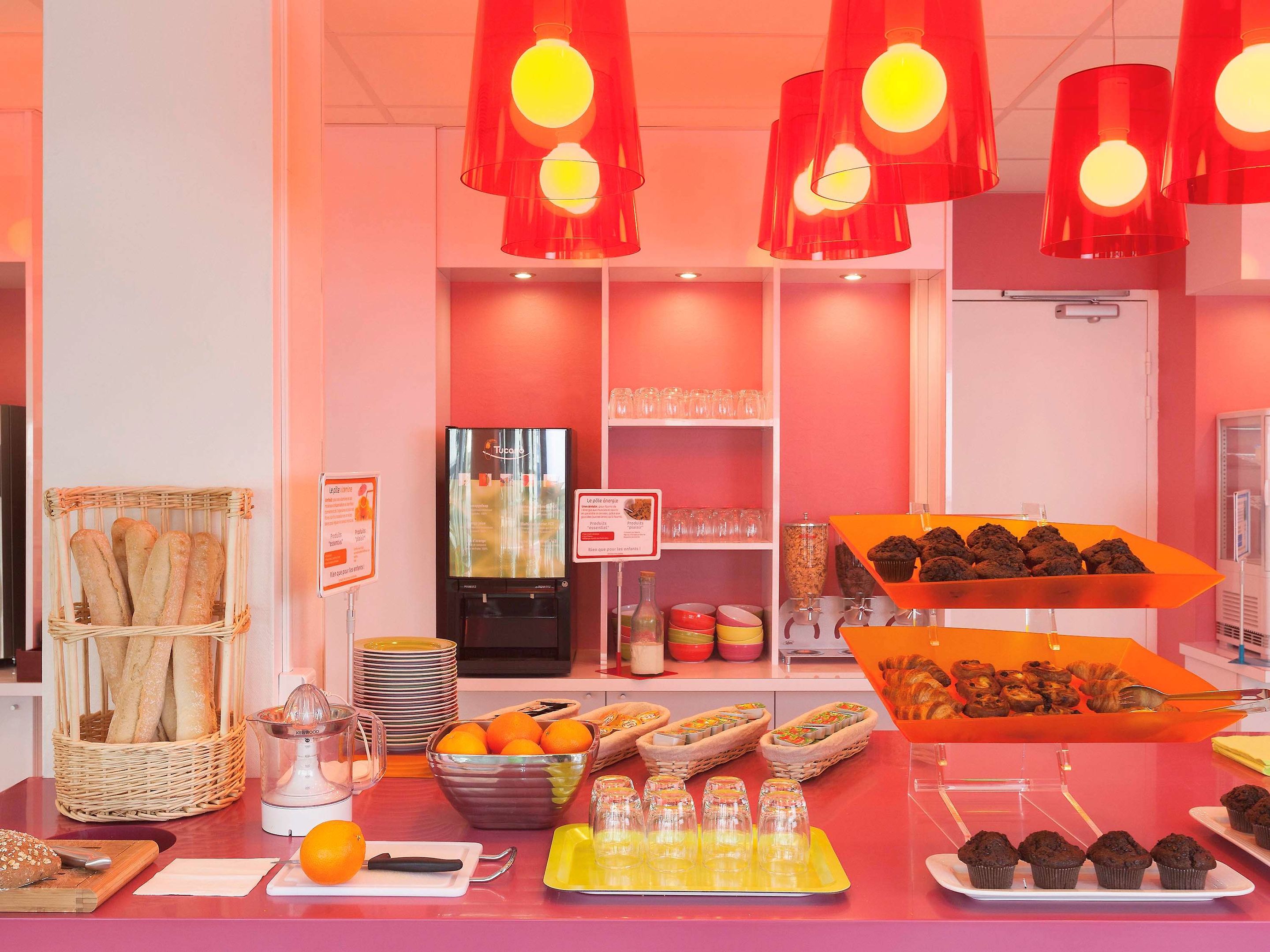 ibis styles bordeaux st medard hotel